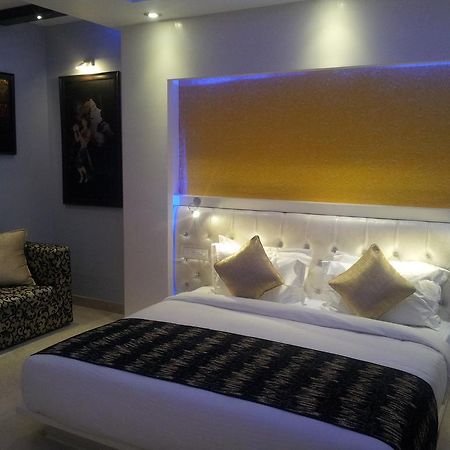 Hotel The Haven Kashipur Habitación foto