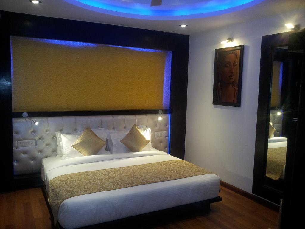 Hotel The Haven Kashipur Habitación foto